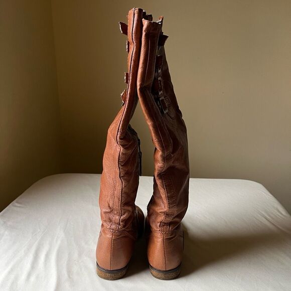 Steve Madden Cognac Leather Knee High Riding Boots Buckle Round Toe Women's 7 - Picture 5 of 9